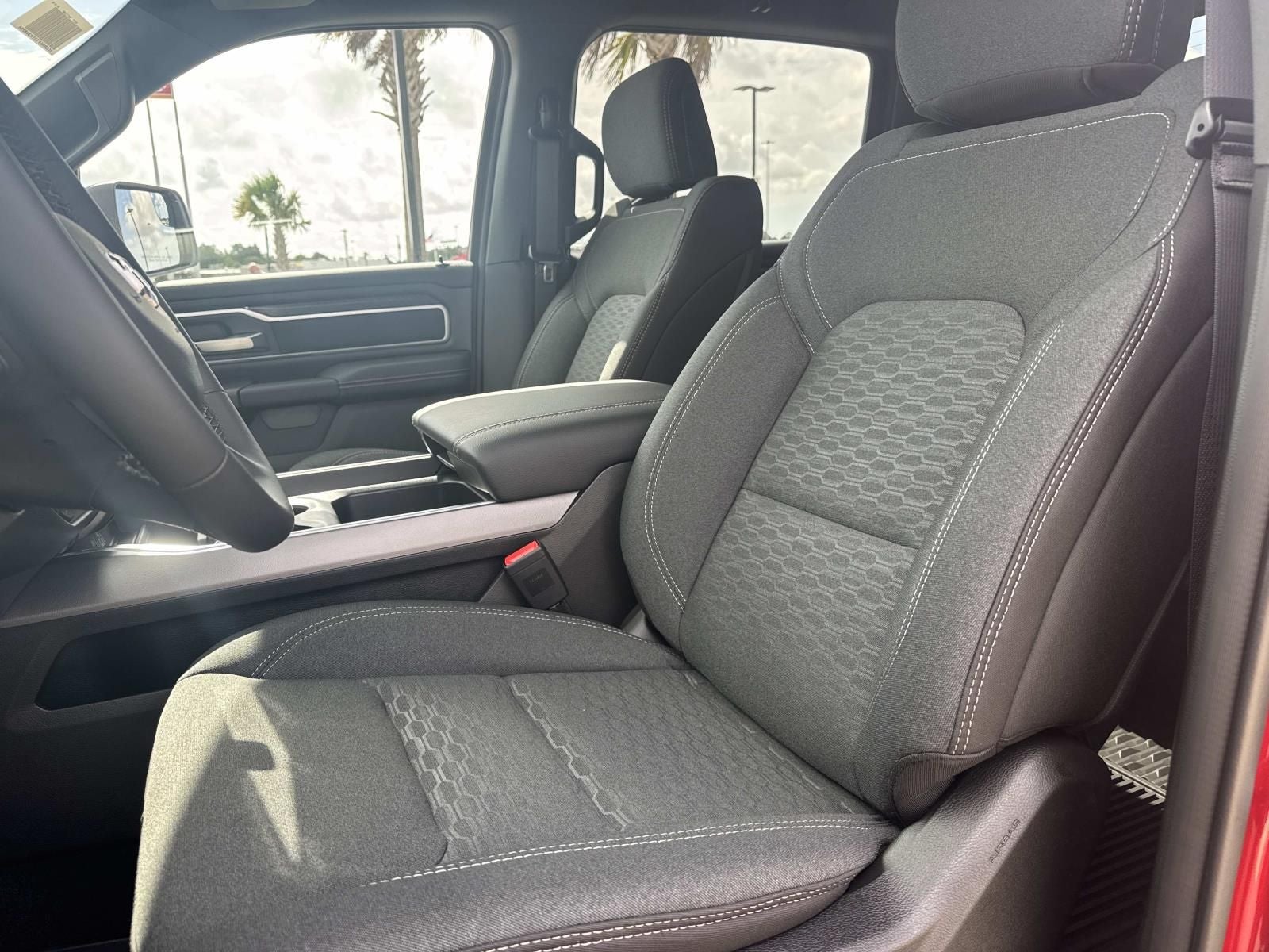 2026 RAM Ram 1500 RAM 1500 BIG HORN CREW CAB 4X2 5'7' BOX