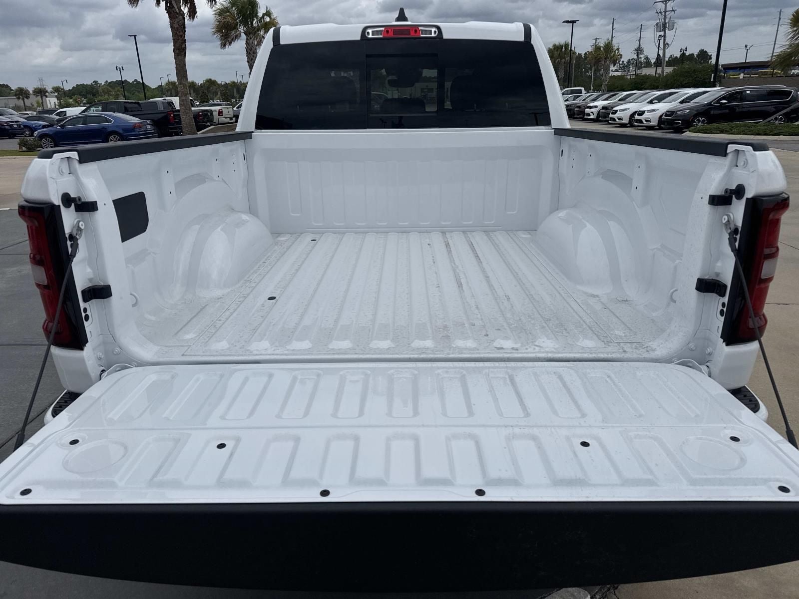 2026 RAM Ram 1500 RAM 1500 BIG HORN CREW CAB 4X2 5'7' BOX