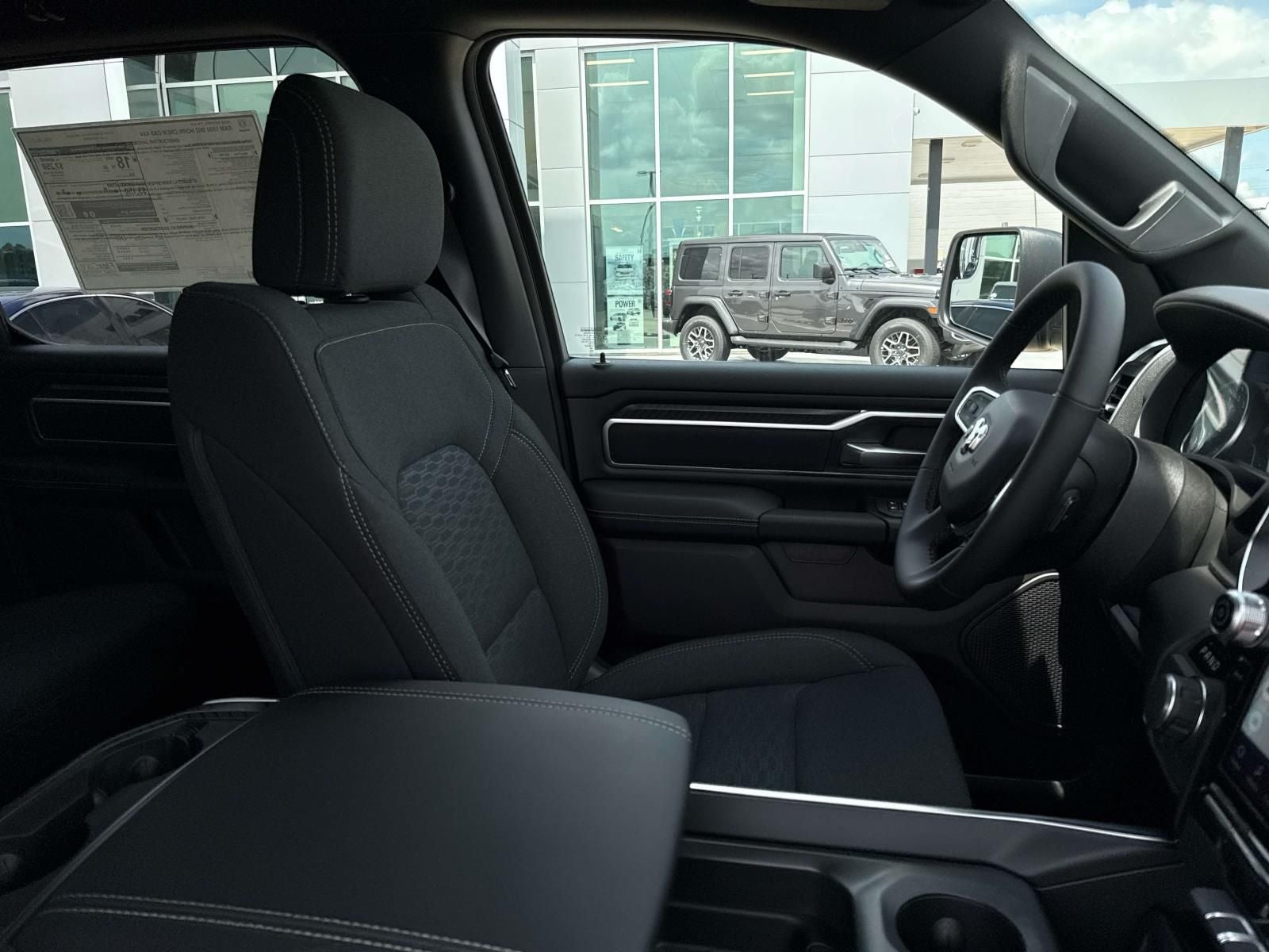 2026 RAM Ram 1500 RAM 1500 BIG HORN CREW CAB 4X2 5'7' BOX