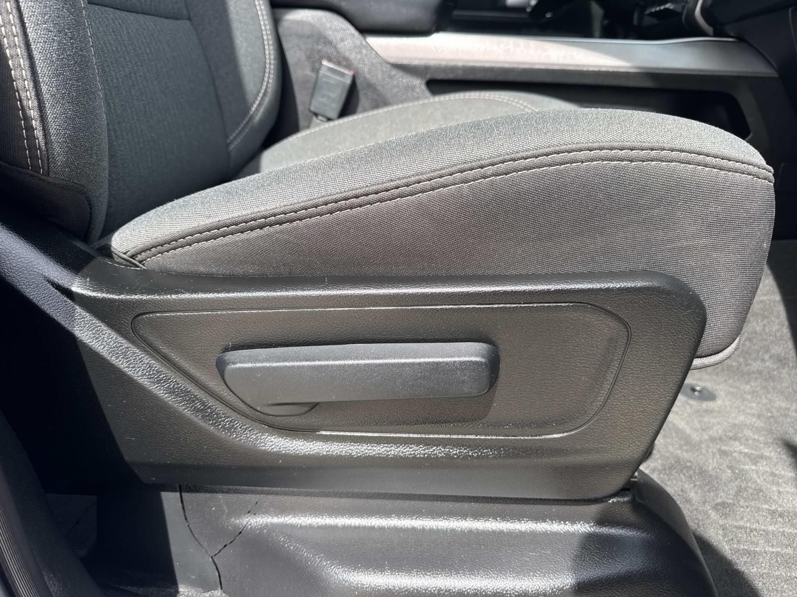 2022 RAM 1500 Lone Star Crew Cab 4x2 5'7' Box
