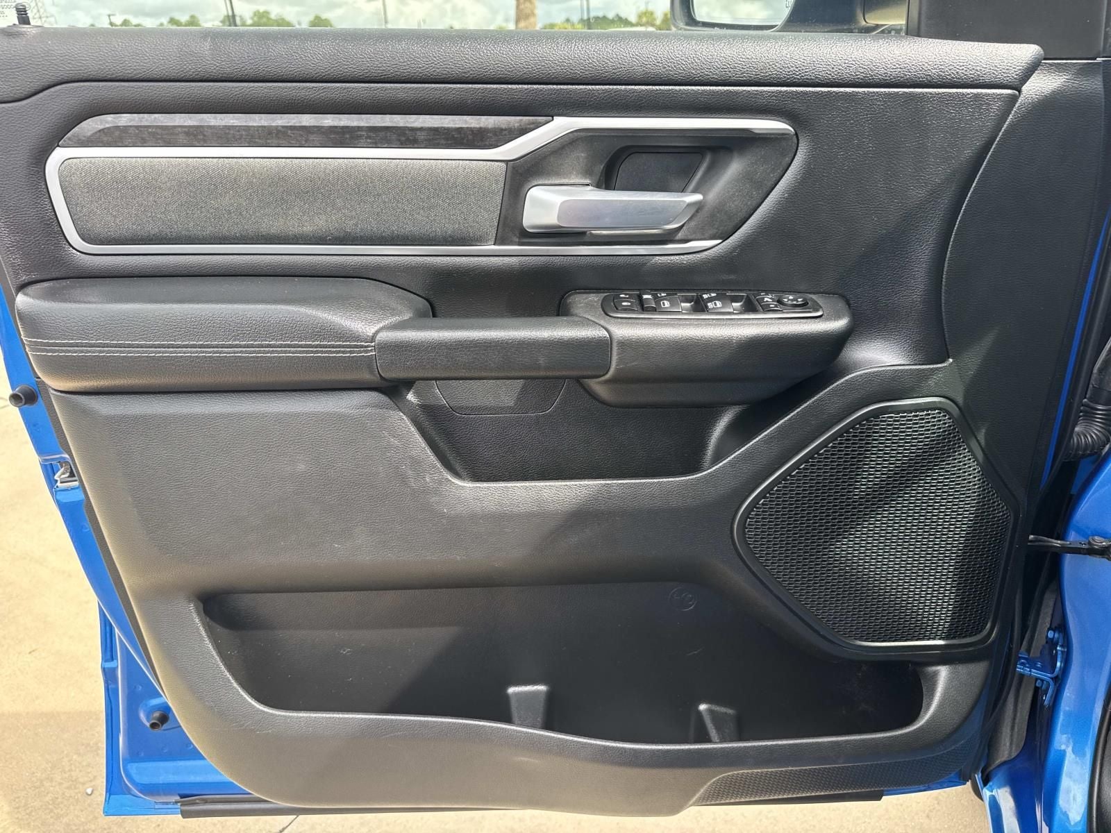 2022 RAM 1500 Lone Star Crew Cab 4x2 5'7' Box