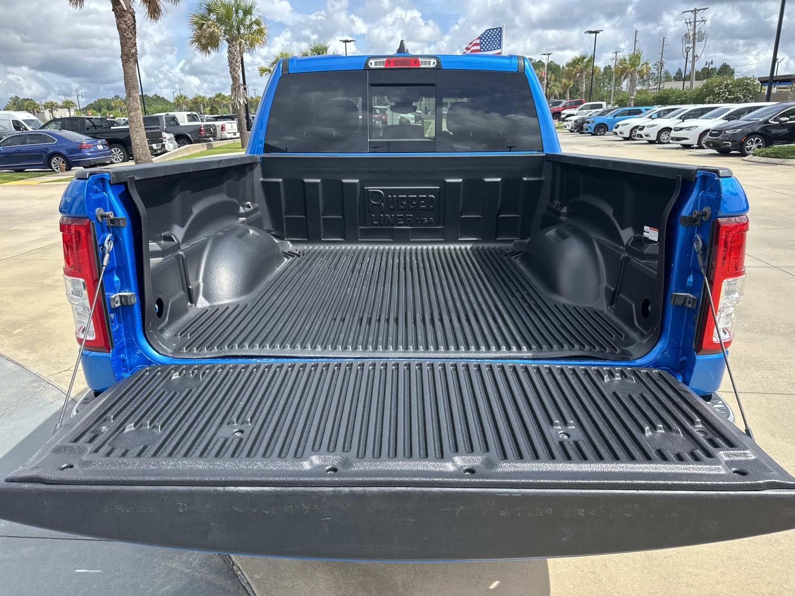 2022 RAM 1500 Lone Star Crew Cab 4x2 5'7' Box