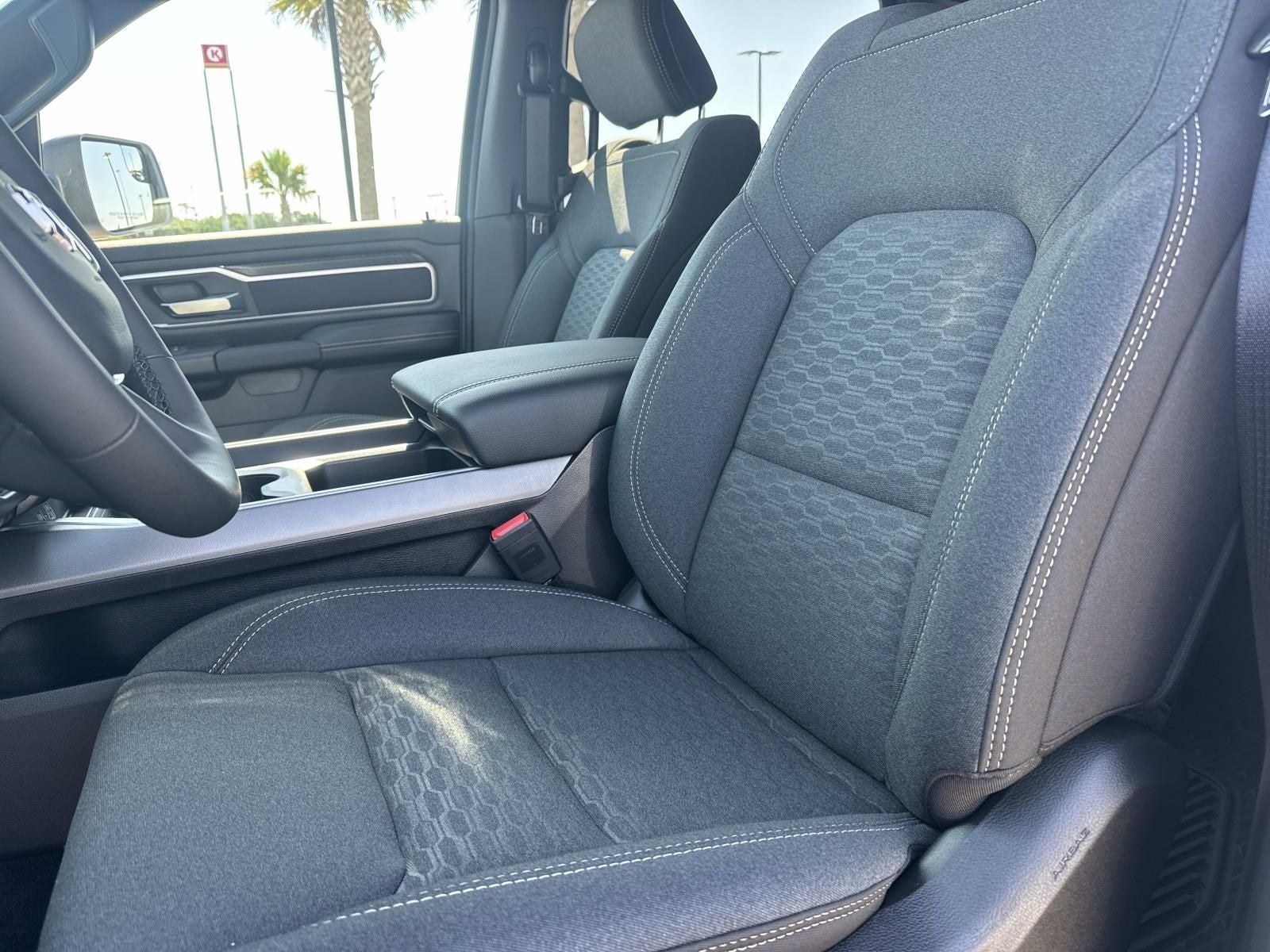 2026 RAM Ram 1500 RAM 1500 BIG HORN CREW CAB 4X2 5'7' BOX