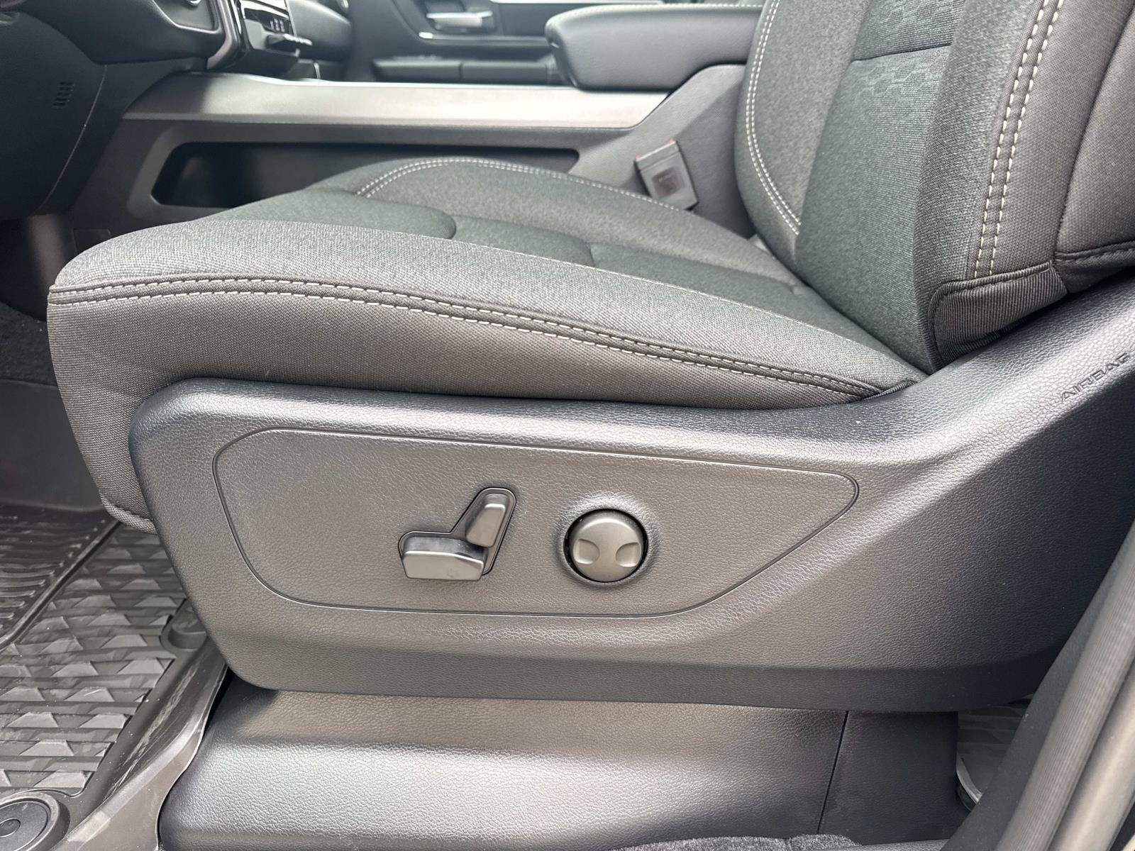 2027 RAM Ram 1500 RAM 1500 BIG HORN CREW CAB 4X2 5'7' BOX