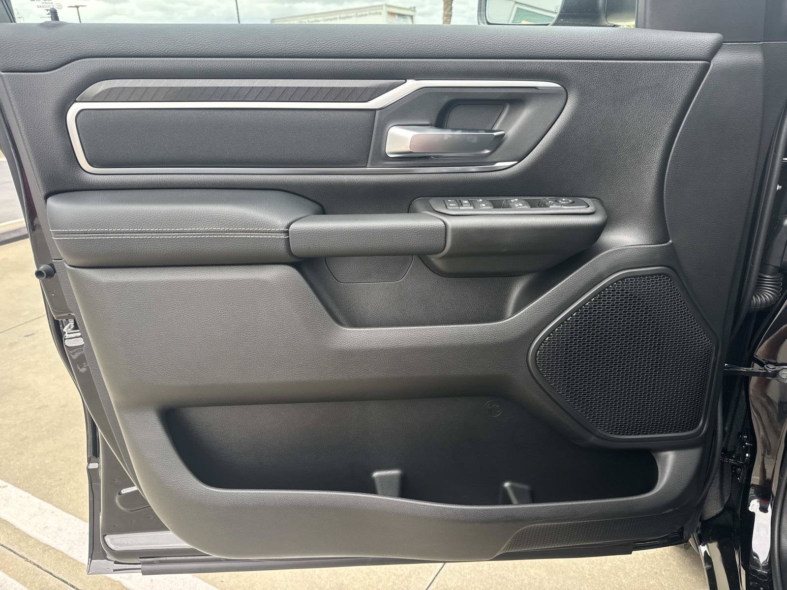 2027 RAM Ram 1500 RAM 1500 BIG HORN CREW CAB 4X2 5'7' BOX