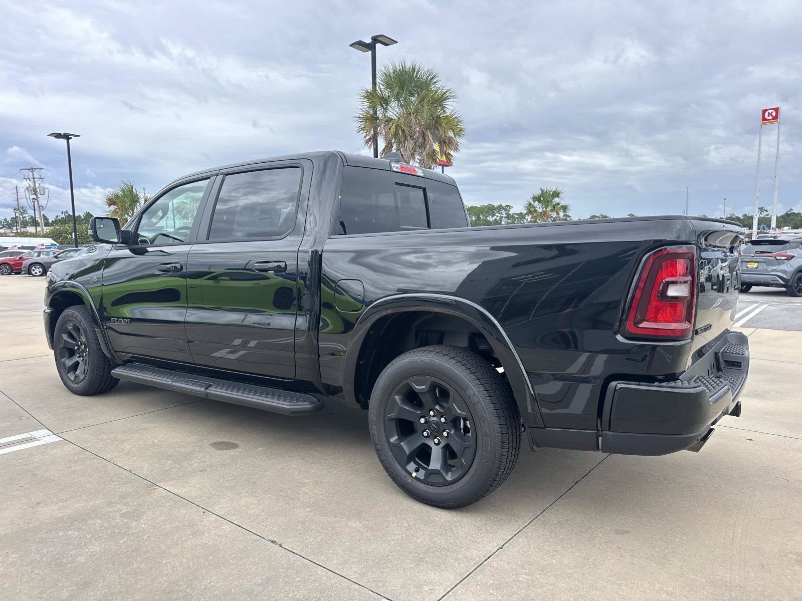 2027 RAM Ram 1500 RAM 1500 BIG HORN CREW CAB 4X2 5'7' BOX