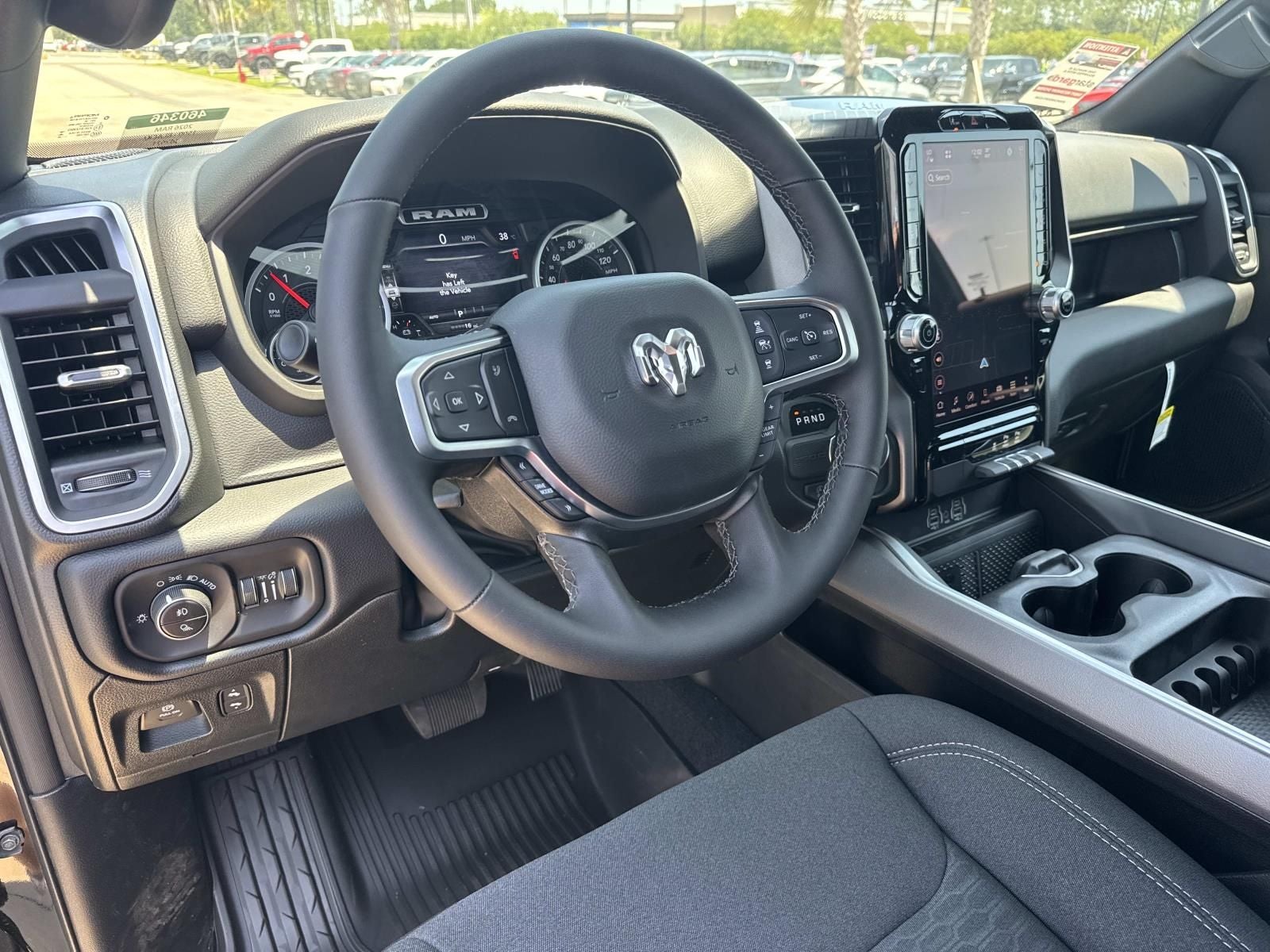 2026 RAM Ram 1500 RAM 1500 BIG HORN CREW CAB 4X2 5'7' BOX
