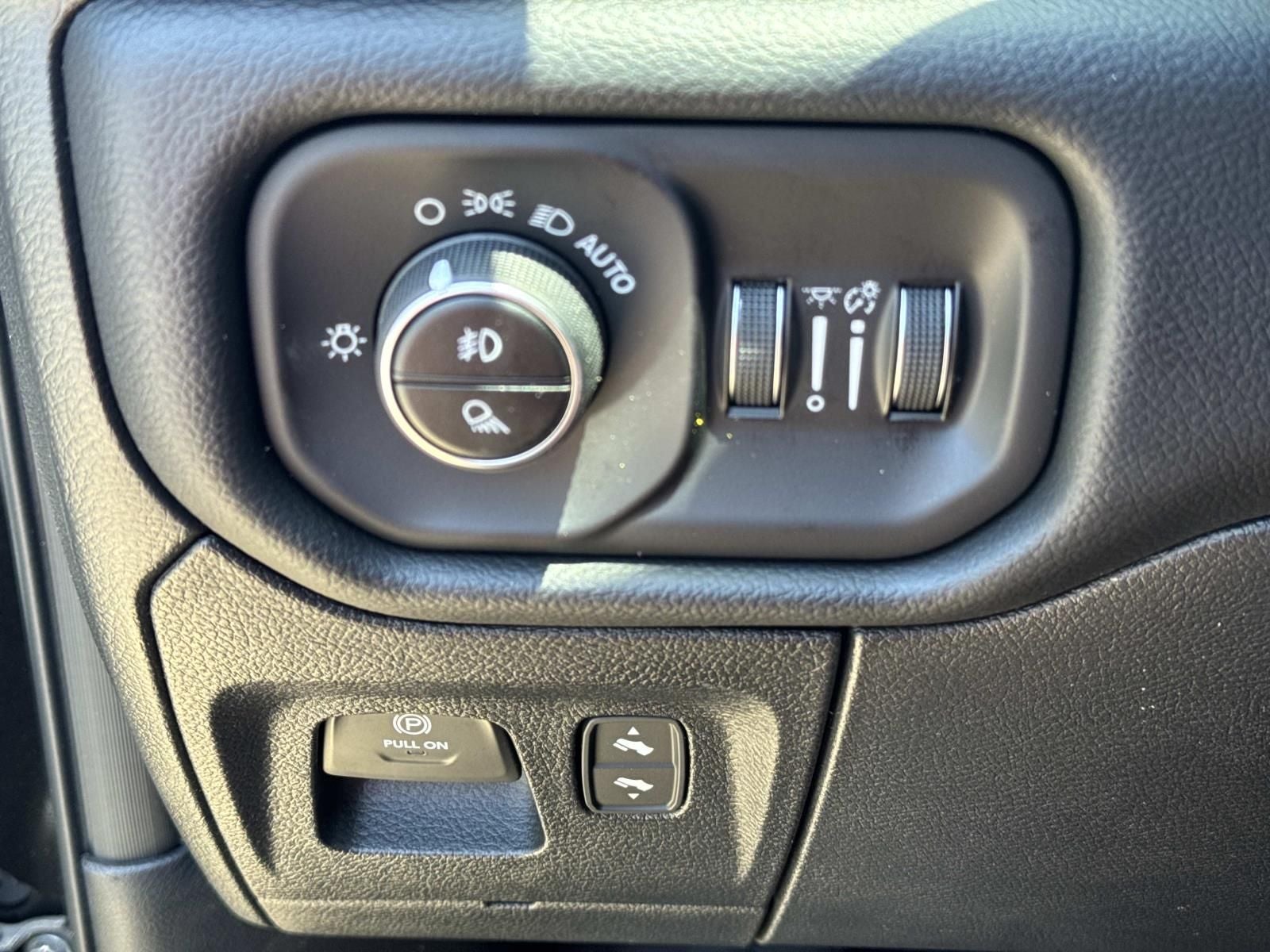 2026 RAM Ram 1500 RAM 1500 BIG HORN CREW CAB 4X2 5'7' BOX