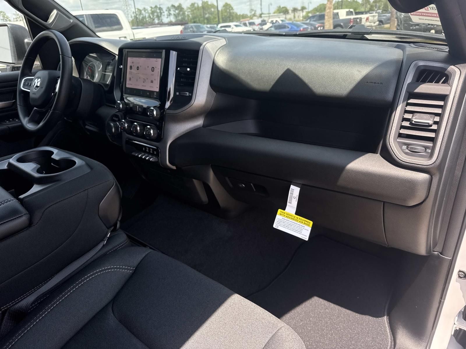 2026 RAM Ram 1500 RAM 1500 EXPRESS CREW CAB 4X2 5'7' BOX