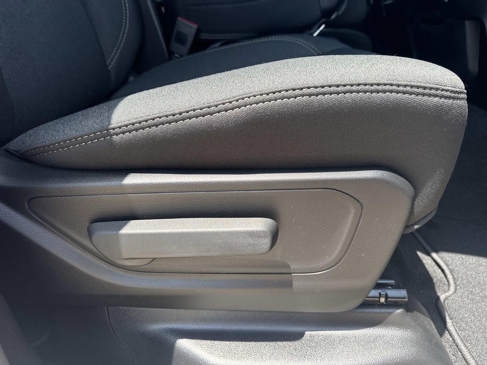 2026 RAM Ram 1500 RAM 1500 EXPRESS CREW CAB 4X2 5'7' BOX