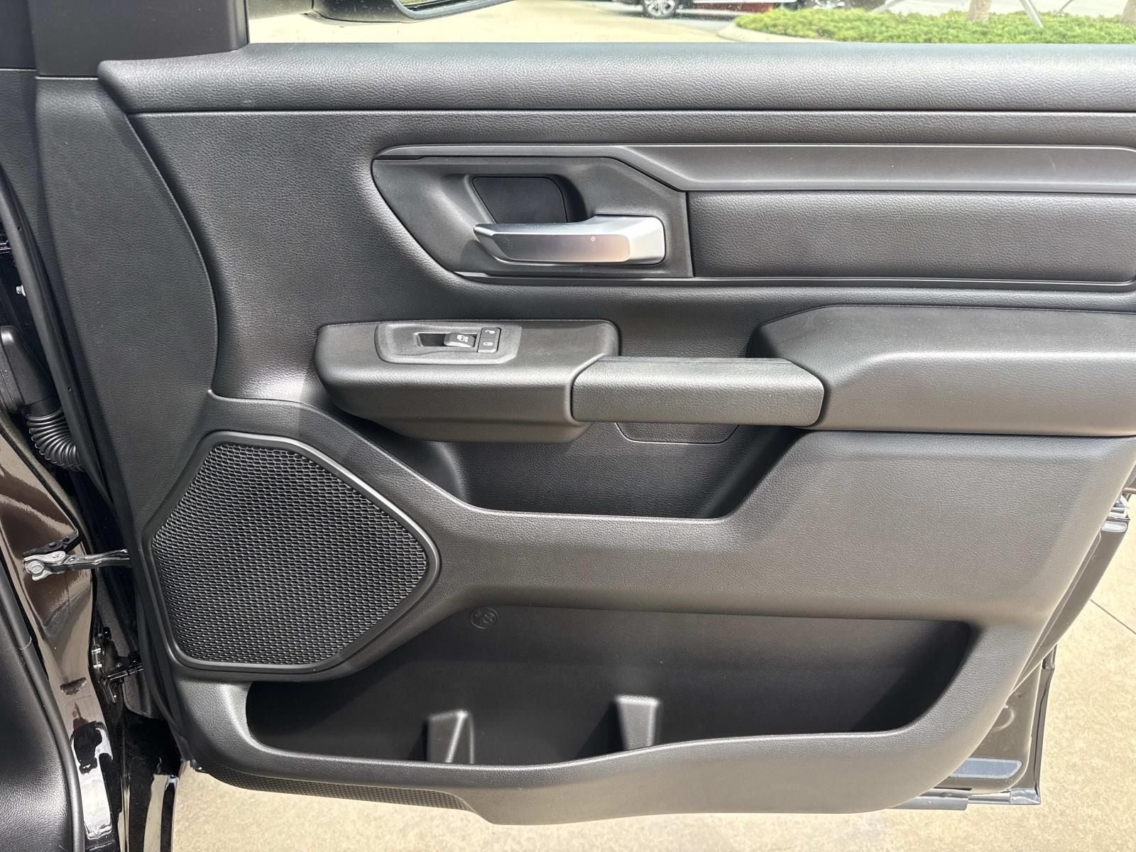 2026 RAM Ram 1500 RAM 1500 EXPRESS CREW CAB 4X2 5'7' BOX