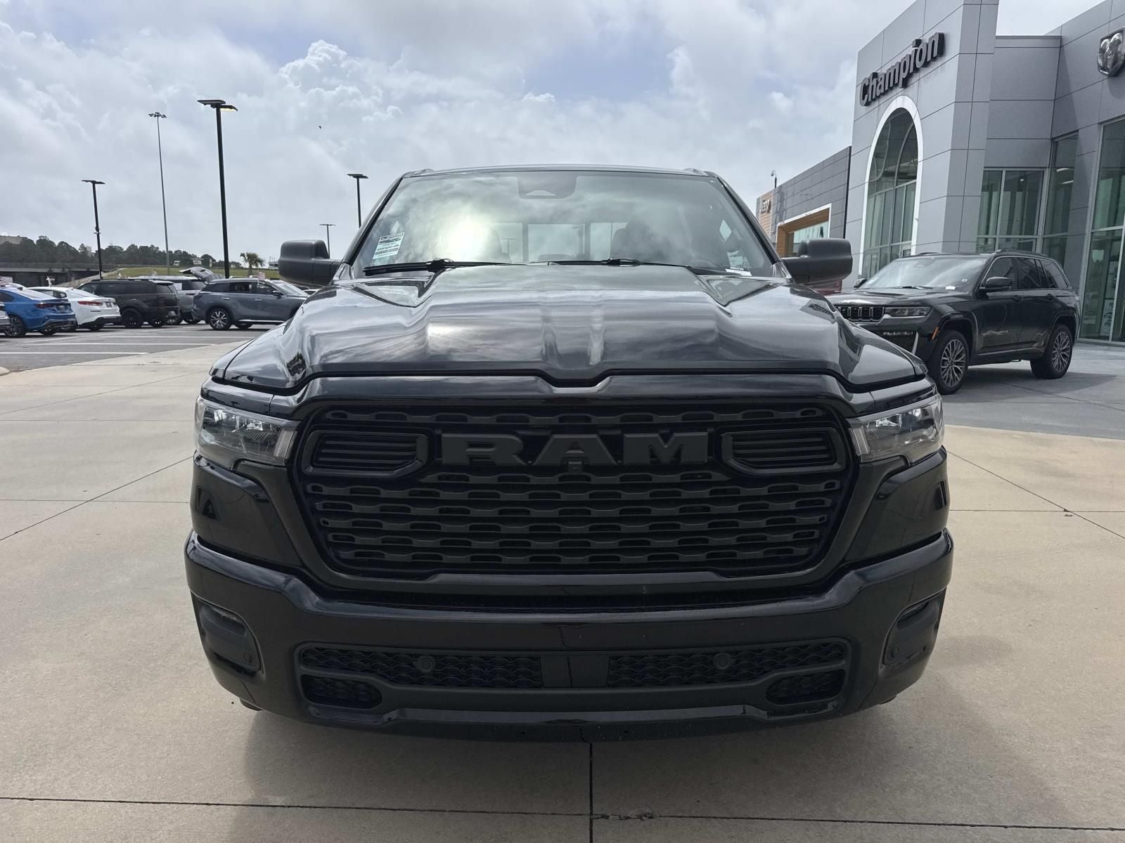 2026 RAM Ram 1500 RAM 1500 EXPRESS CREW CAB 4X2 5'7' BOX