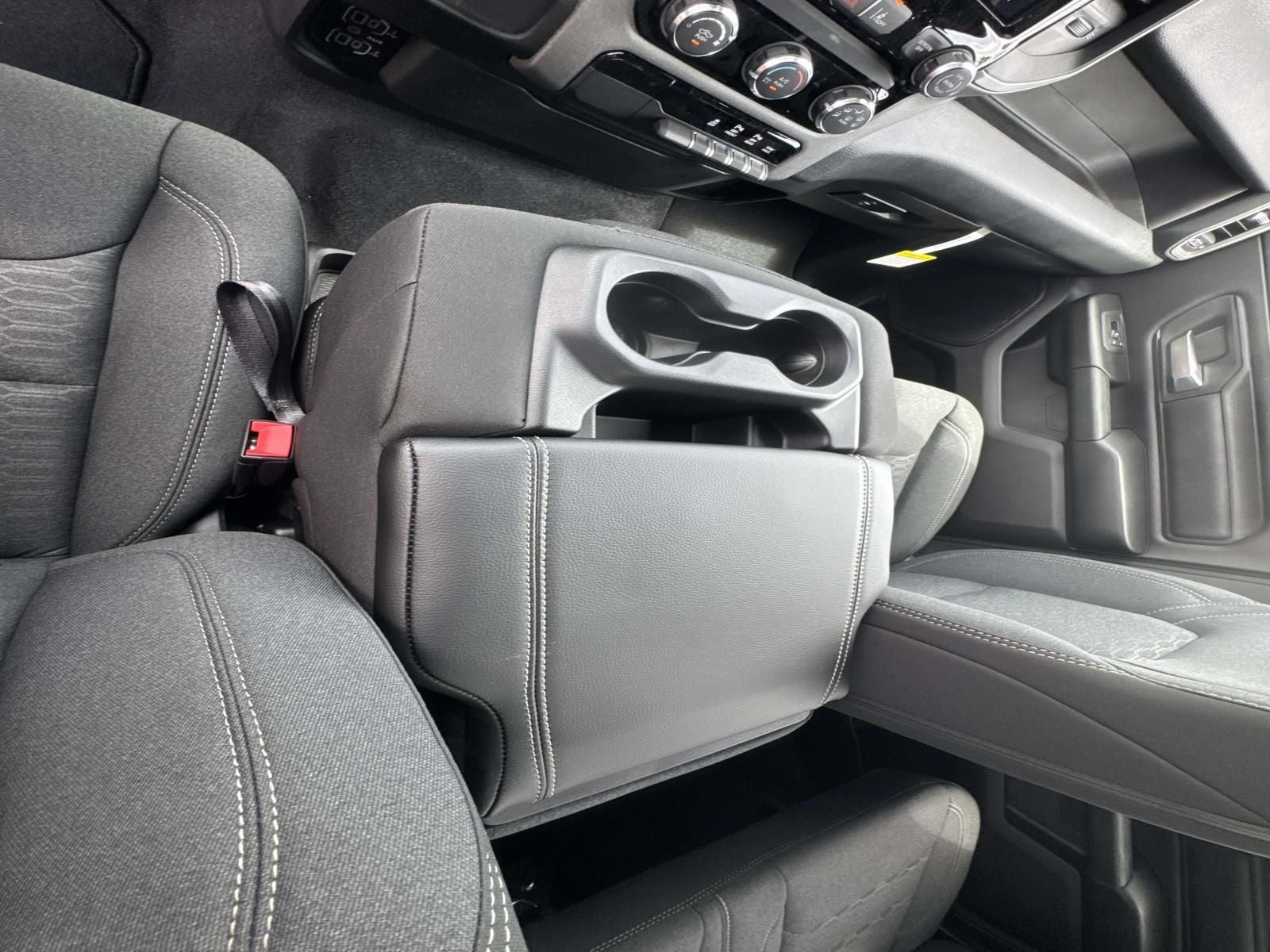 2026 RAM Ram 1500 RAM 1500 EXPRESS CREW CAB 4X2 5'7' BOX