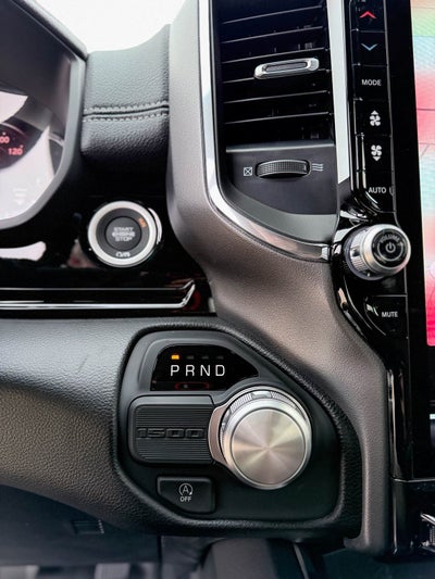 2026 RAM Ram 1500 RAM 1500 LARAMIE CREW CAB 4X2 5'7' BOX