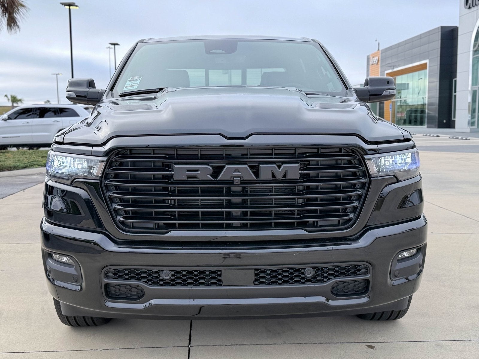 2026 RAM Ram 1500 RAM 1500 LARAMIE CREW CAB 4X2 5'7' BOX