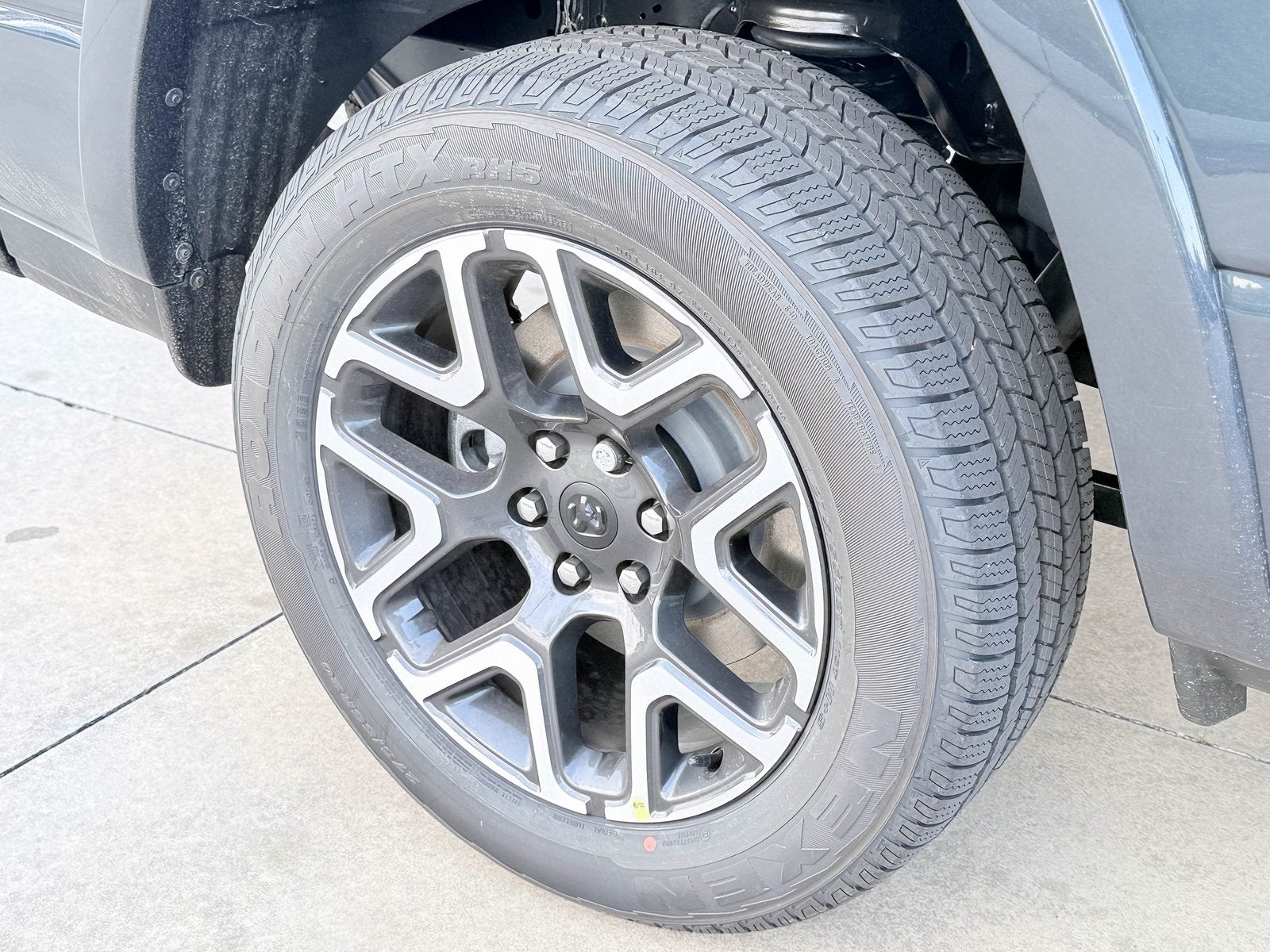 2026 RAM Ram 1500 RAM 1500 LARAMIE CREW CAB 4X2 5'7' BOX