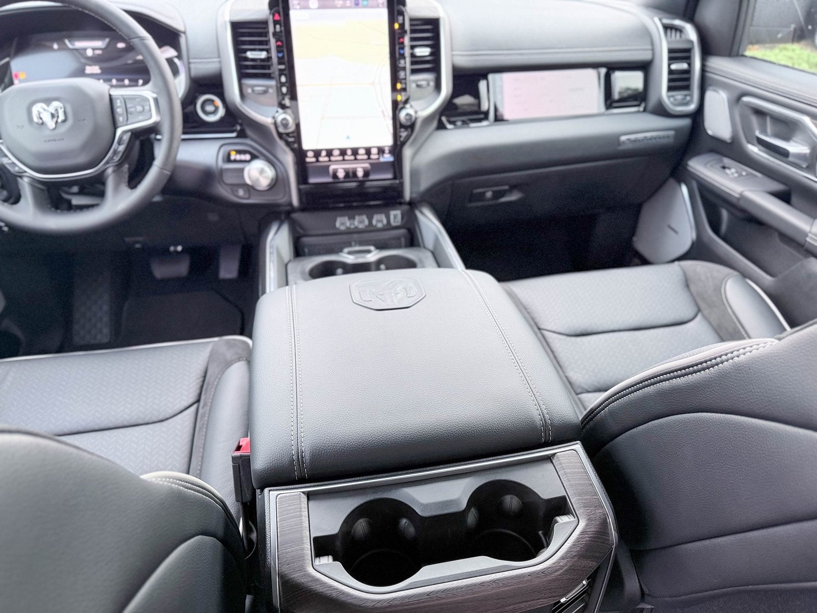 2026 RAM Ram 1500 RAM 1500 LARAMIE CREW CAB 4X2 5'7' BOX