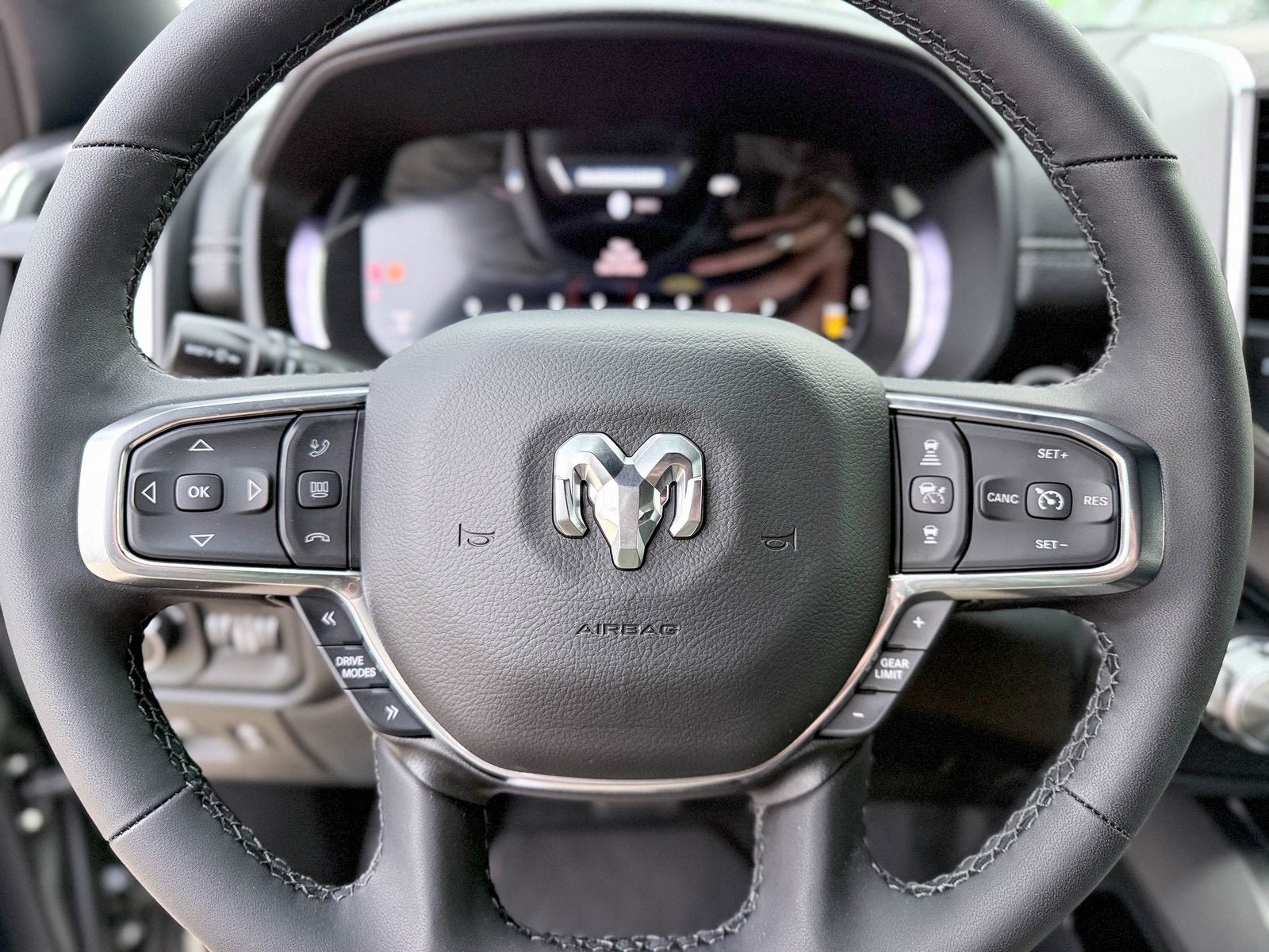 2026 RAM Ram 1500 RAM 1500 LARAMIE CREW CAB 4X2 5'7' BOX