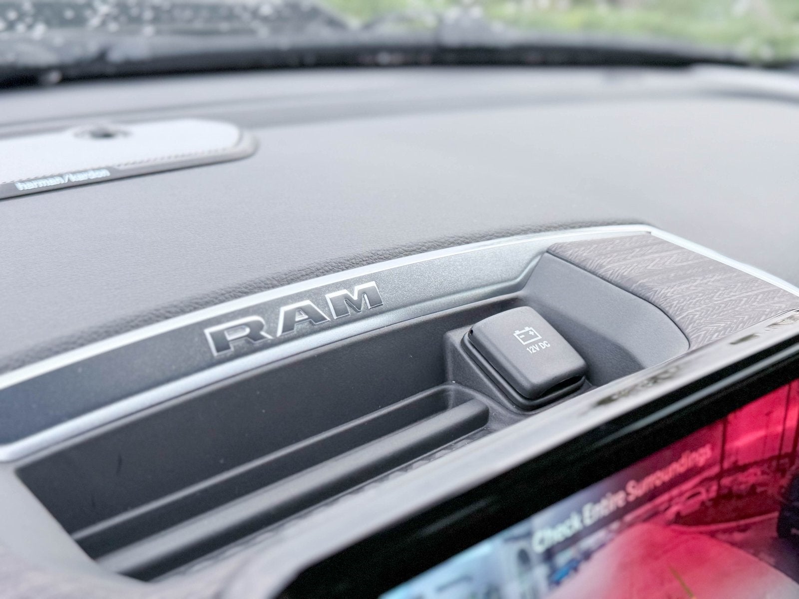 2026 RAM Ram 1500 RAM 1500 LARAMIE CREW CAB 4X2 5'7' BOX