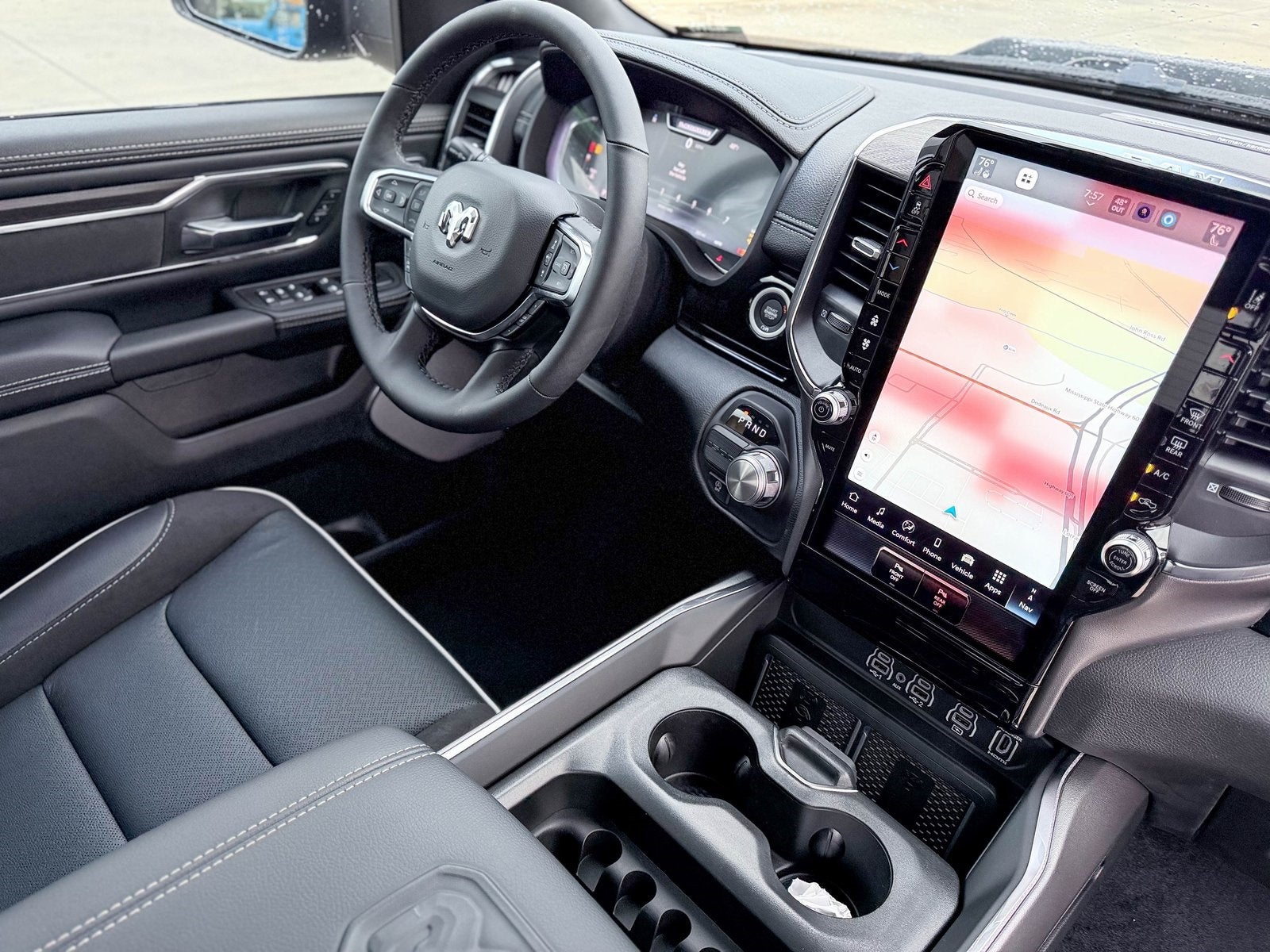 2026 RAM Ram 1500 RAM 1500 LARAMIE CREW CAB 4X2 5'7' BOX