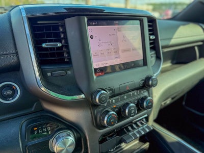 2022 RAM 1500 Laramie Crew Cab 4x2 5'7' Box