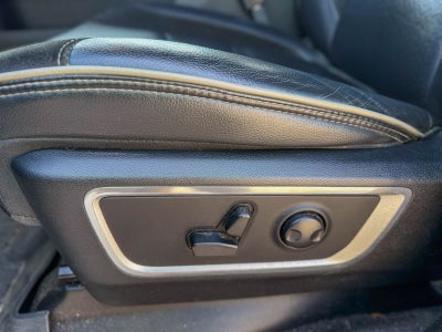 2022 RAM 1500 Laramie Crew Cab 4x2 5'7' Box