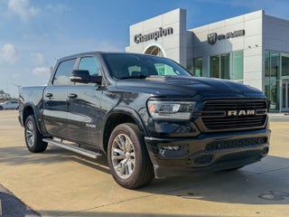 2022 RAM 1500 Laramie Crew Cab 4x2 5'7' Box