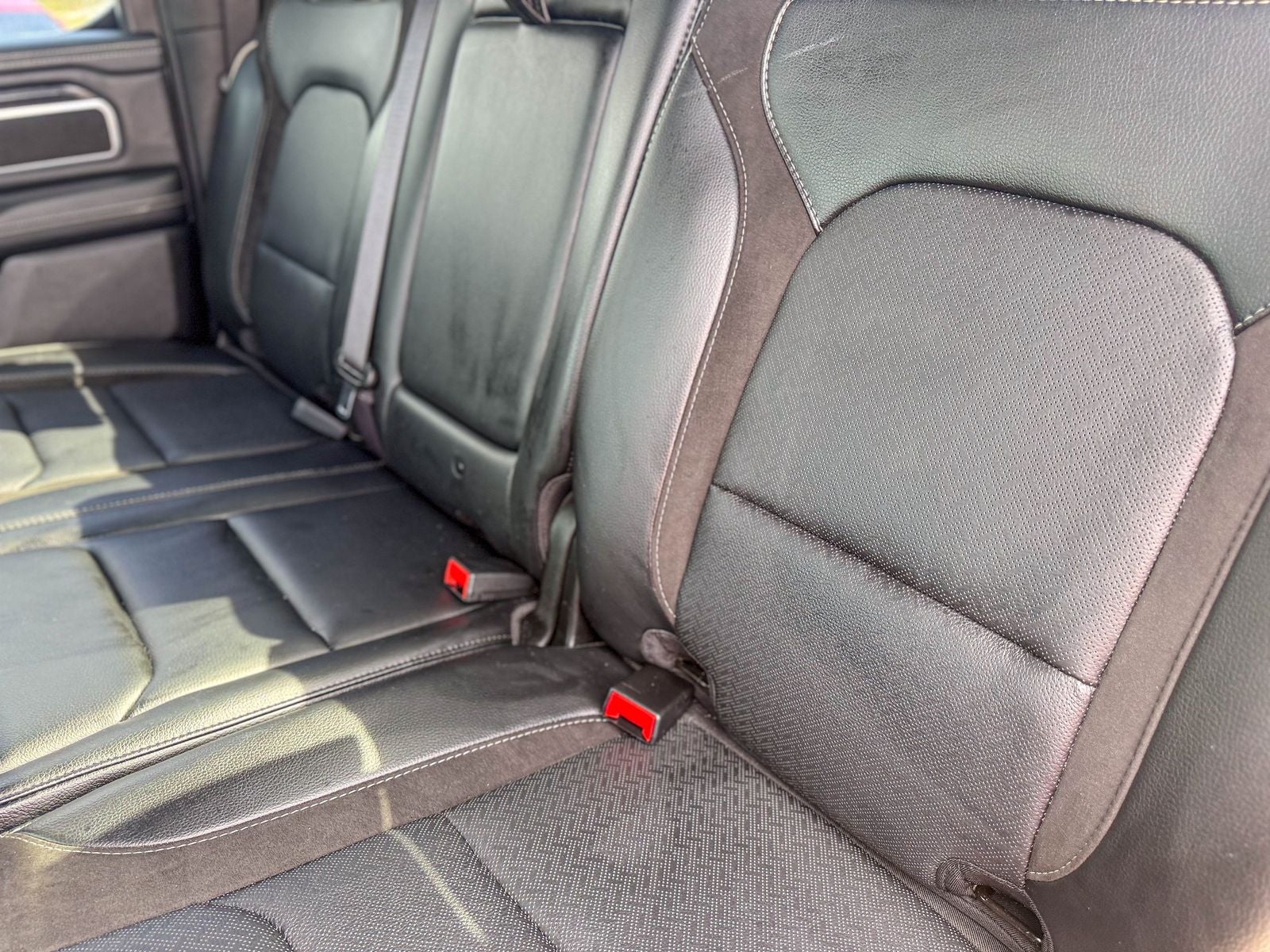 2024 RAM 1500 Laramie Crew Cab 4x2 5'7' Box