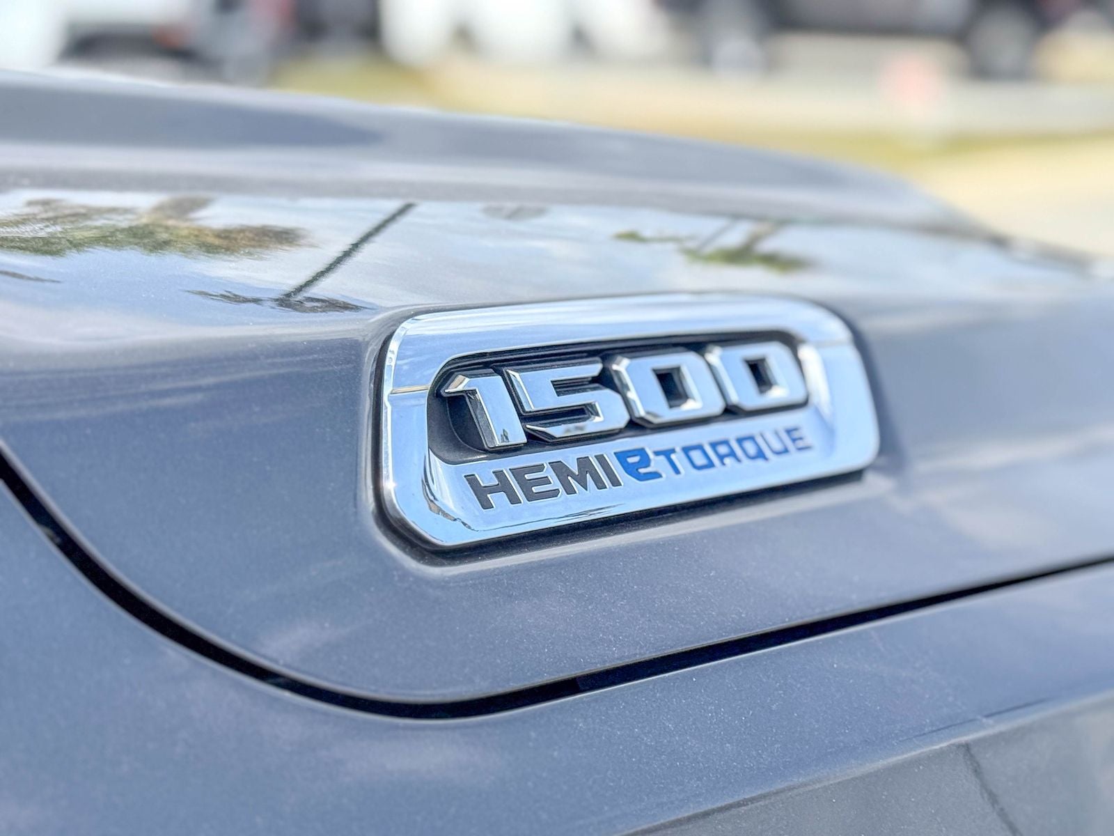 2024 RAM 1500 Laramie Crew Cab 4x2 5'7' Box