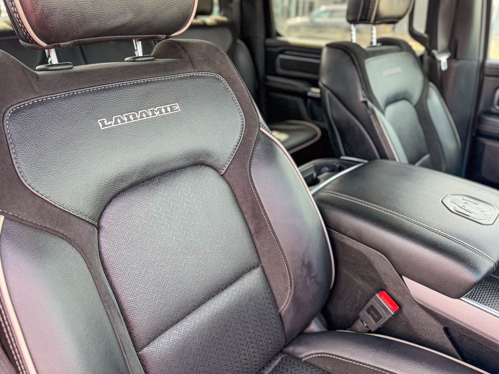 2024 RAM 1500 Laramie Crew Cab 4x2 5'7' Box