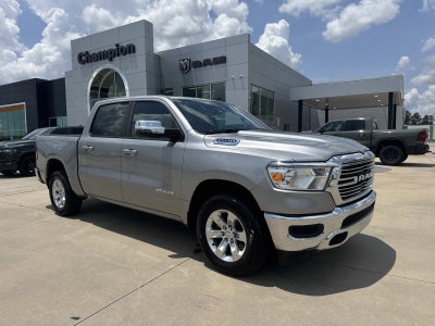 2024 RAM 1500 Laramie Crew Cab 4x2 5'7' Box