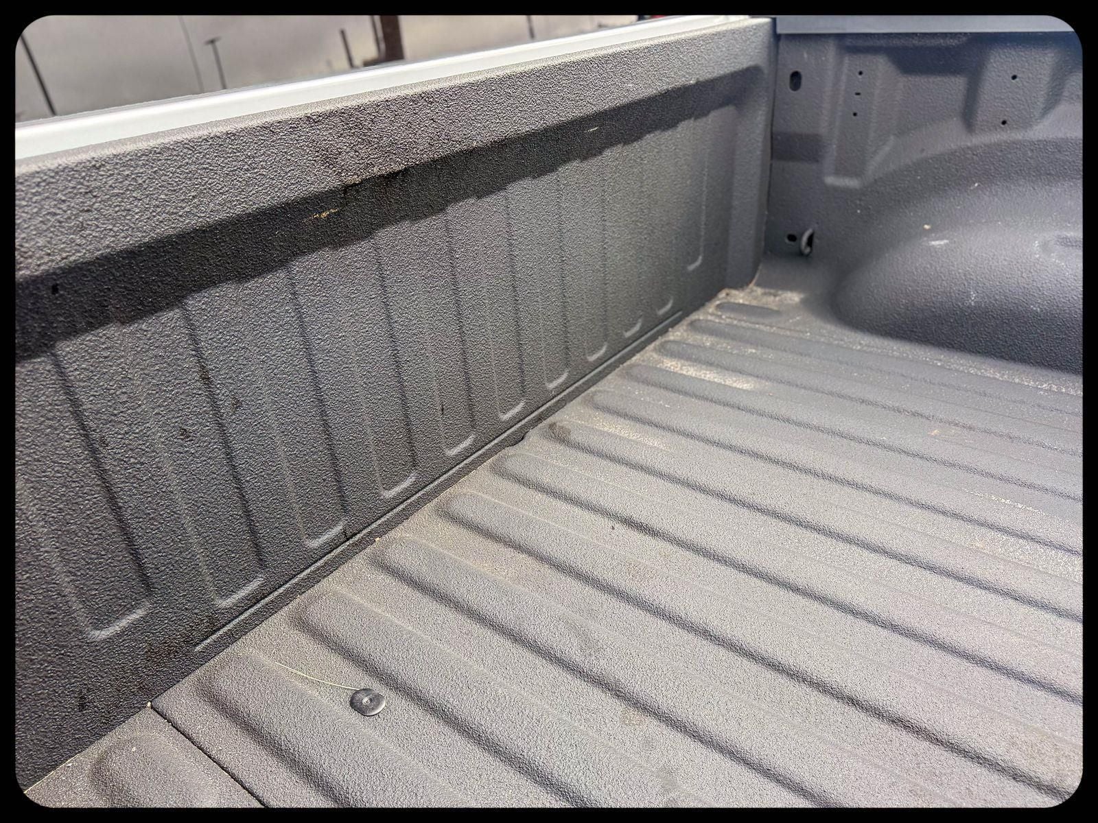 2024 RAM 1500 Laramie Crew Cab 4x2 5'7' Box