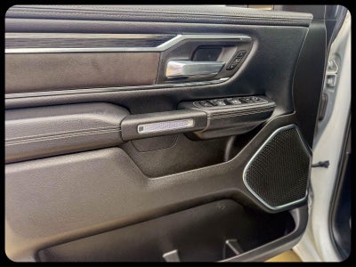 2024 RAM 1500 Laramie Crew Cab 4x2 5'7' Box