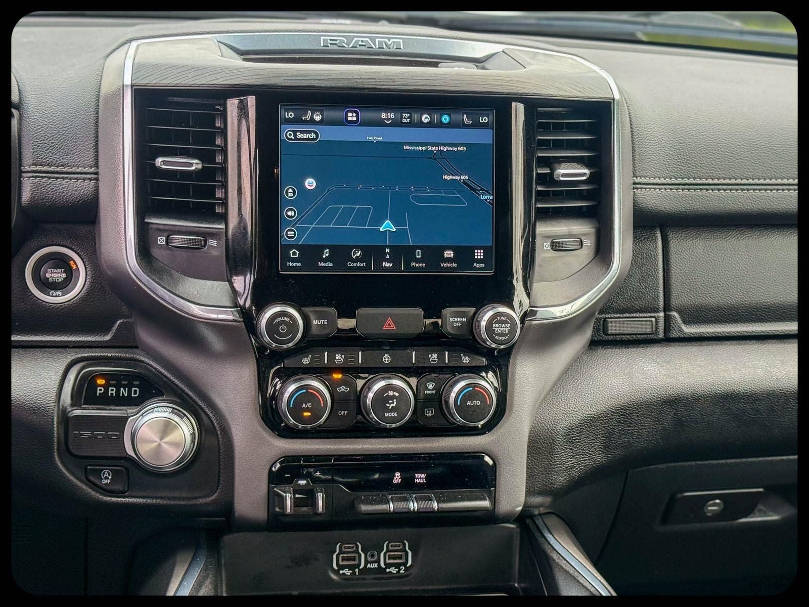 2024 RAM 1500 Laramie Crew Cab 4x2 5'7' Box