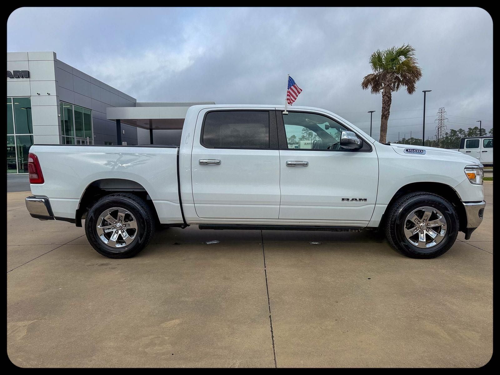 2024 RAM 1500 Laramie Crew Cab 4x2 5'7' Box