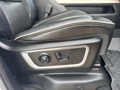 2019 RAM 1500 Laramie Crew Cab 4x2 5'7' Box