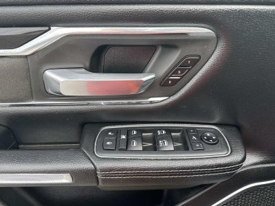 2019 RAM 1500 Laramie Crew Cab 4x2 5'7' Box