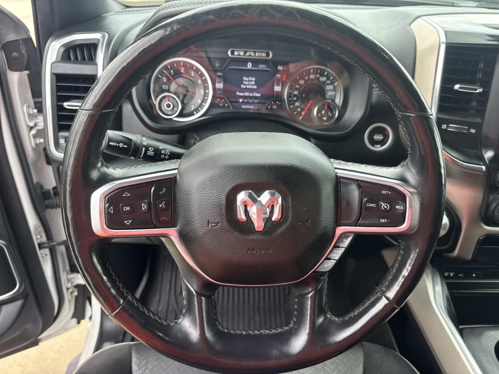 2019 RAM 1500 Laramie Crew Cab 4x2 5'7' Box