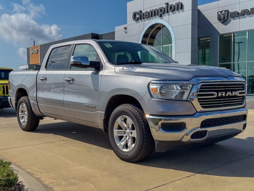 2024 RAM 1500 Laramie Crew Cab 4x2 5'7' Box