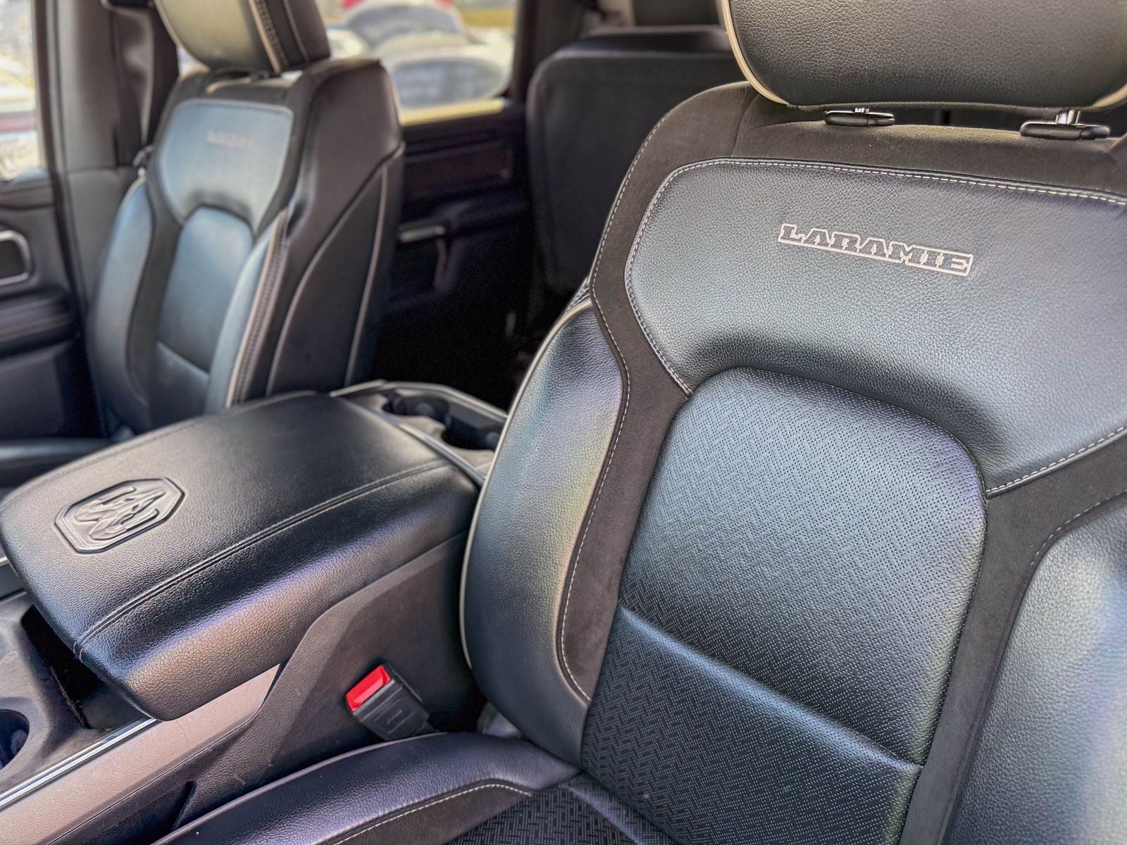 2024 RAM 1500 Laramie Crew Cab 4x2 5'7' Box