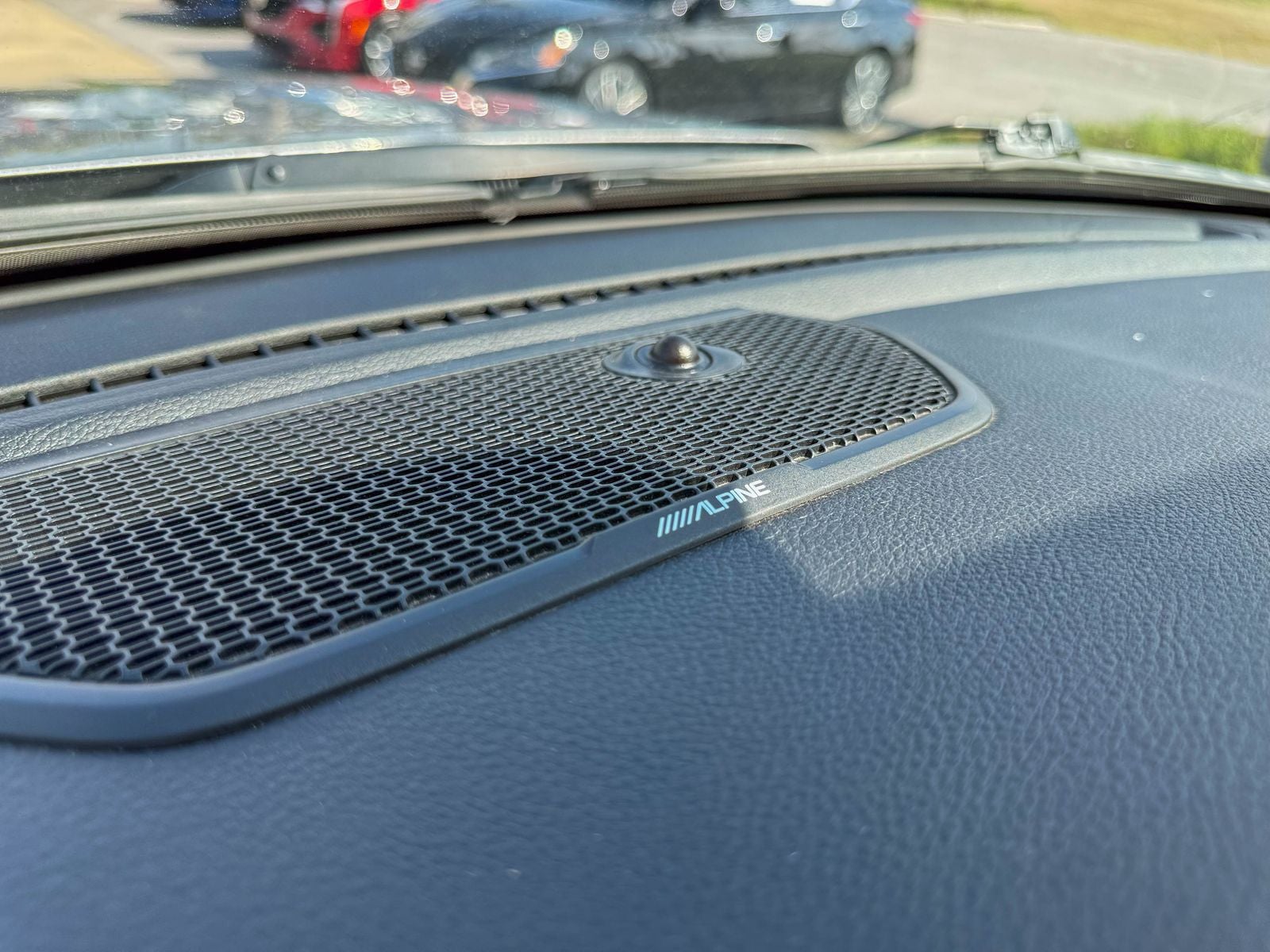 2024 RAM 1500 Laramie Crew Cab 4x2 5'7' Box