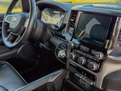 2024 RAM 1500 Laramie Crew Cab 4x2 5'7' Box