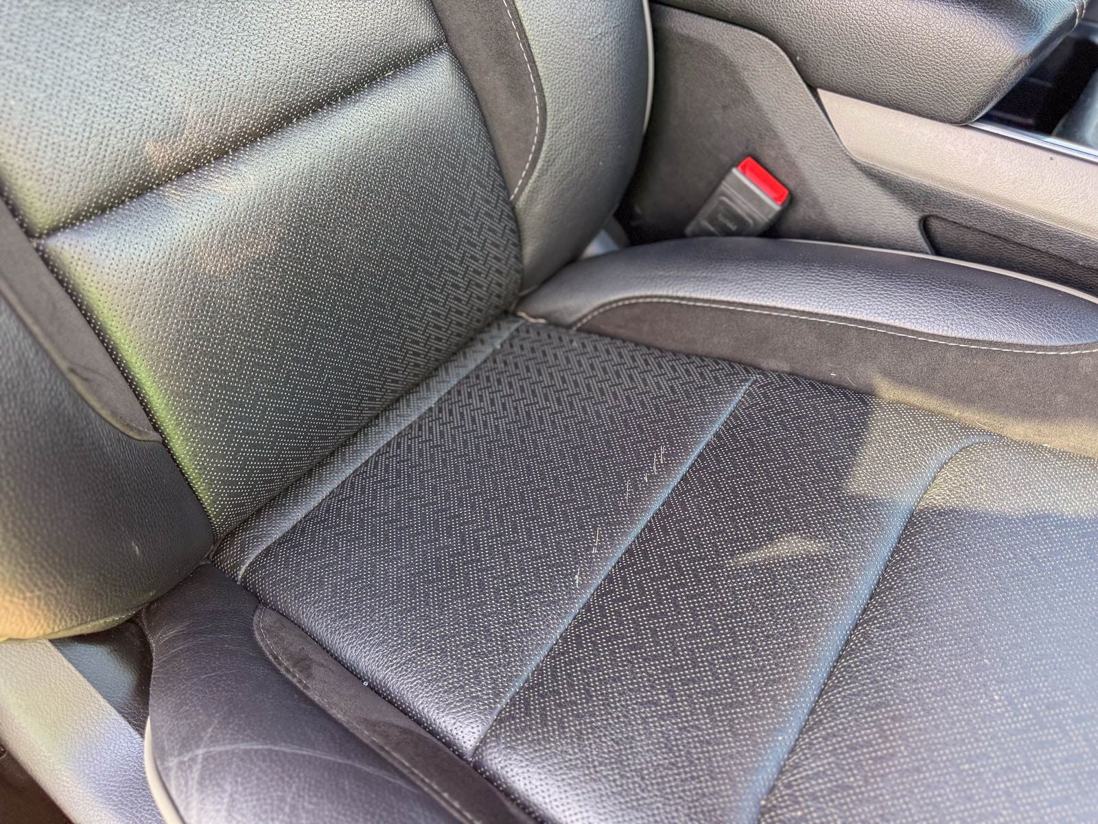 2024 RAM 1500 Laramie Crew Cab 4x2 5'7' Box