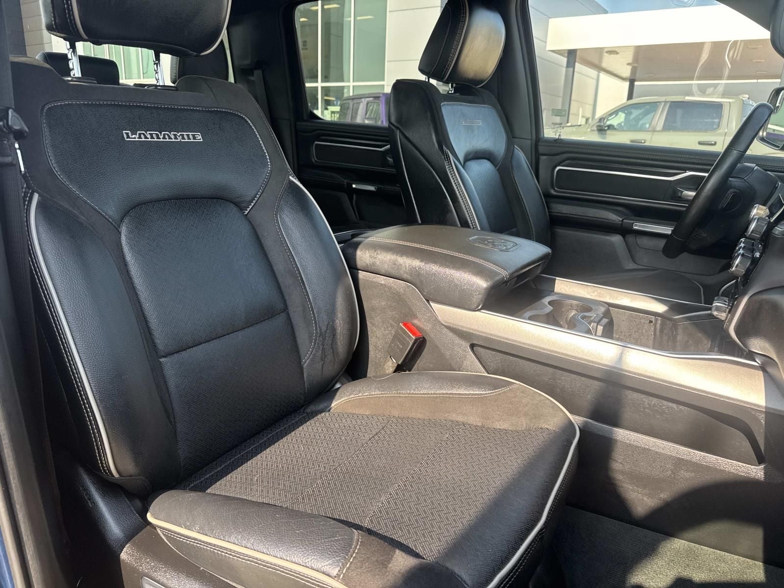 2024 RAM 1500 Laramie Crew Cab 4x2 5'7' Box