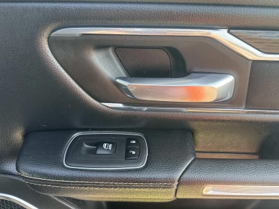 2024 RAM 1500 Laramie Crew Cab 4x2 5'7' Box