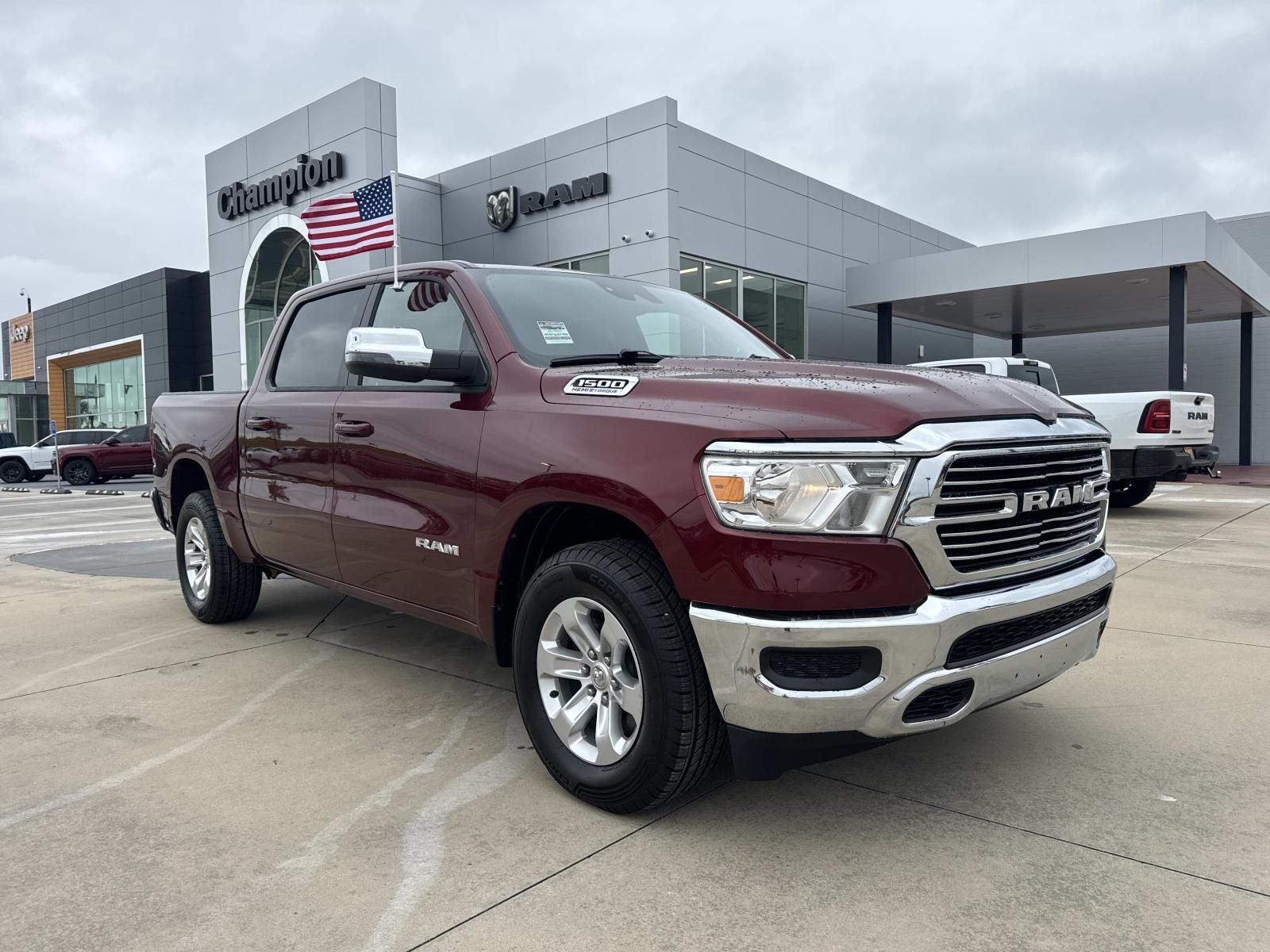 2024 RAM 1500 Laramie Crew Cab 5'7's photo