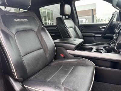 2024 RAM 1500 Laramie Crew Cab 4x2 5'7' Box