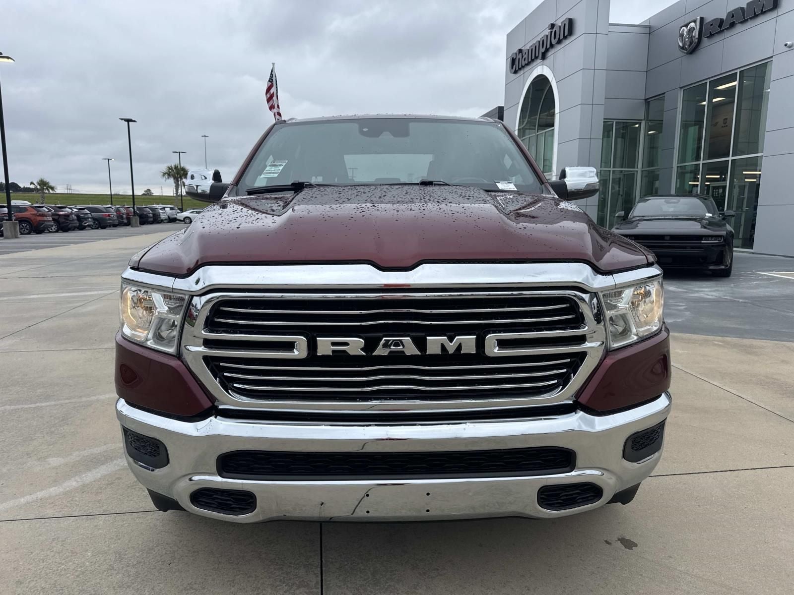 2024 RAM 1500 Laramie Crew Cab 4x2 5'7' Box