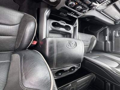2024 RAM 1500 Laramie Crew Cab 4x2 5'7' Box