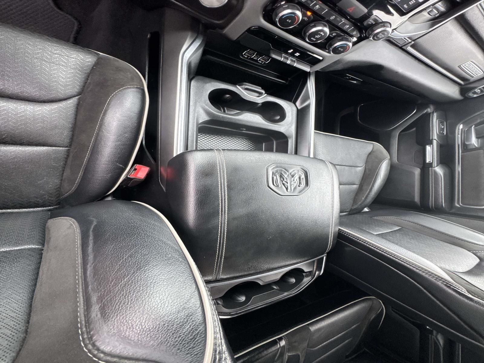 2024 RAM 1500 Laramie Crew Cab 4x2 5'7' Box